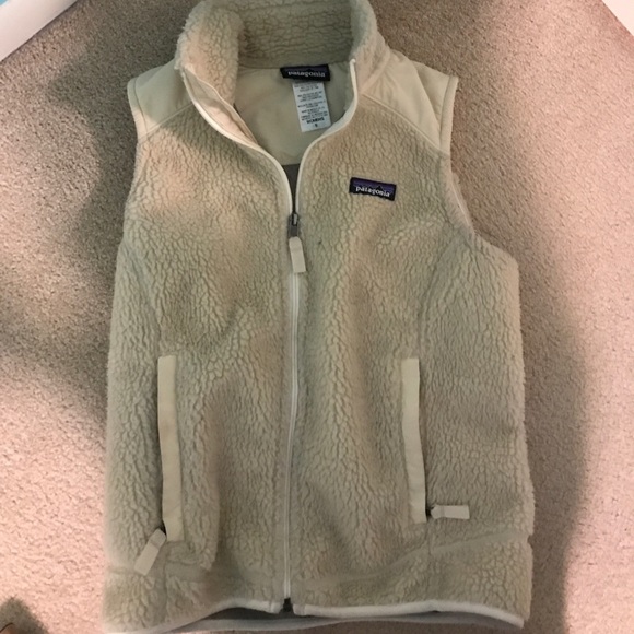 Women's Cream Patagonia Vest - Picture 2 of 5